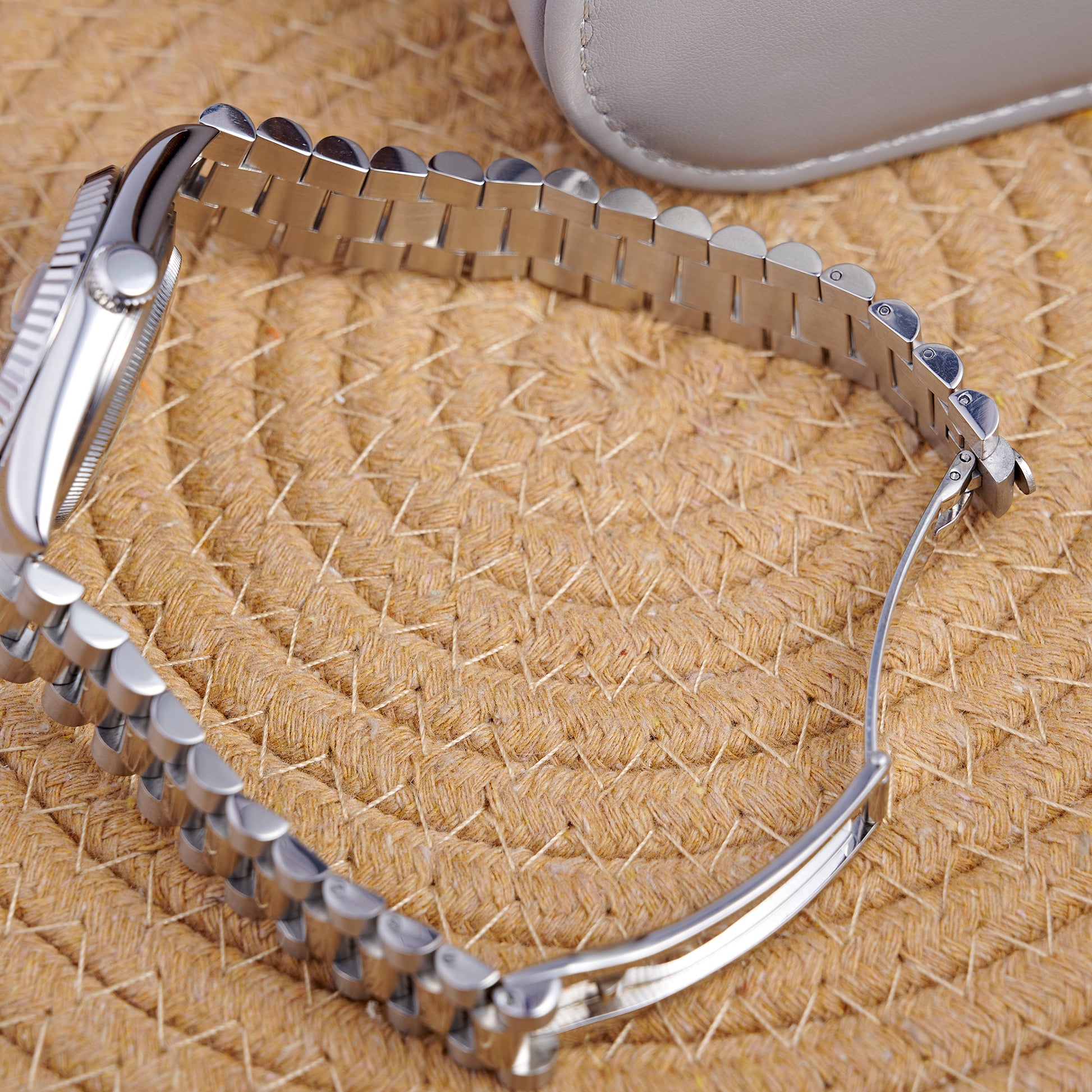 MOD DAYDATE WHITE - MONTRE A PAPY - Montre automatique seiko mod avec