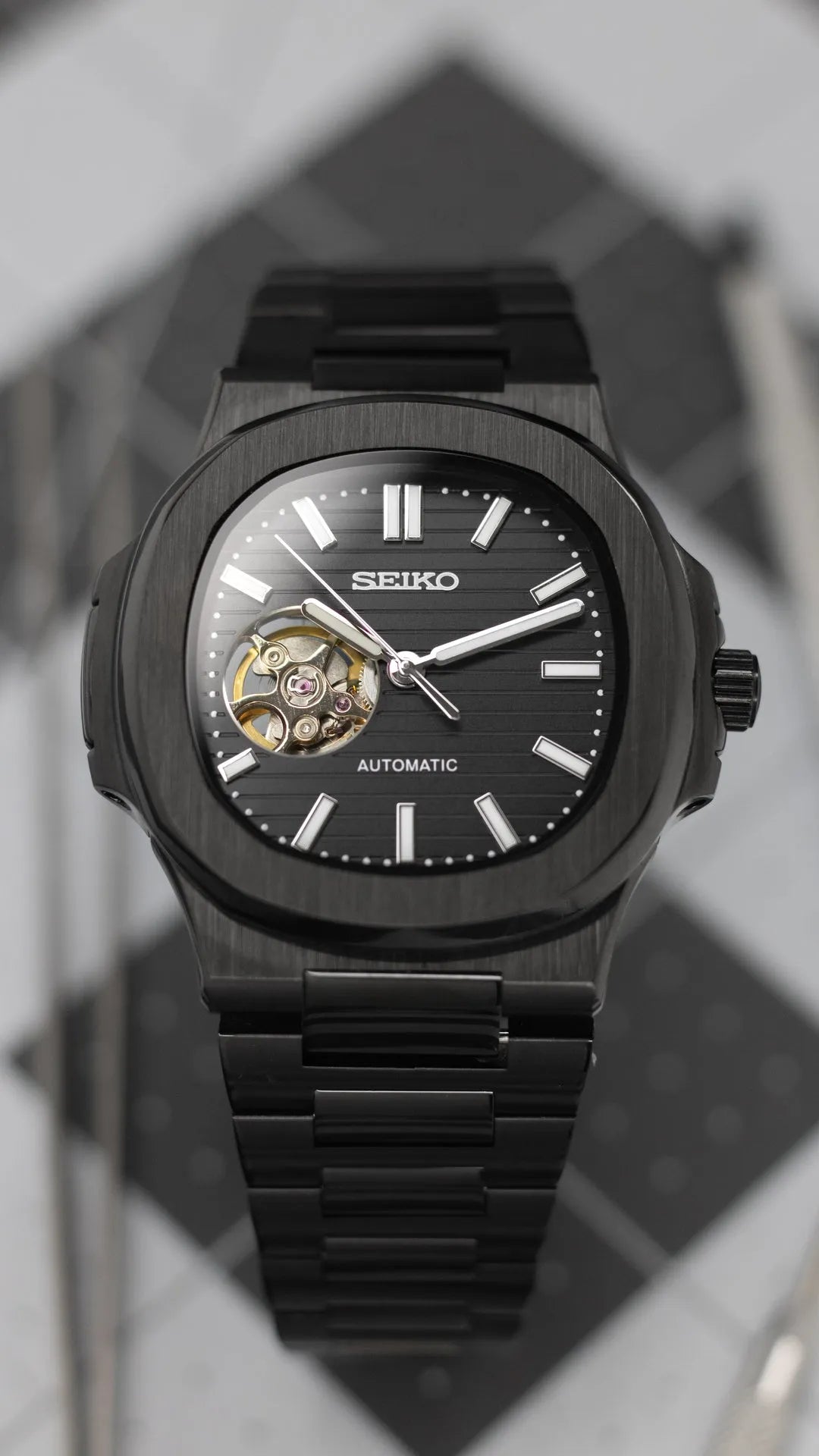 MOD NAUTILUS - BLACK OPEN HEART - MONTRE A PAPY - Montre automatique seiko mod