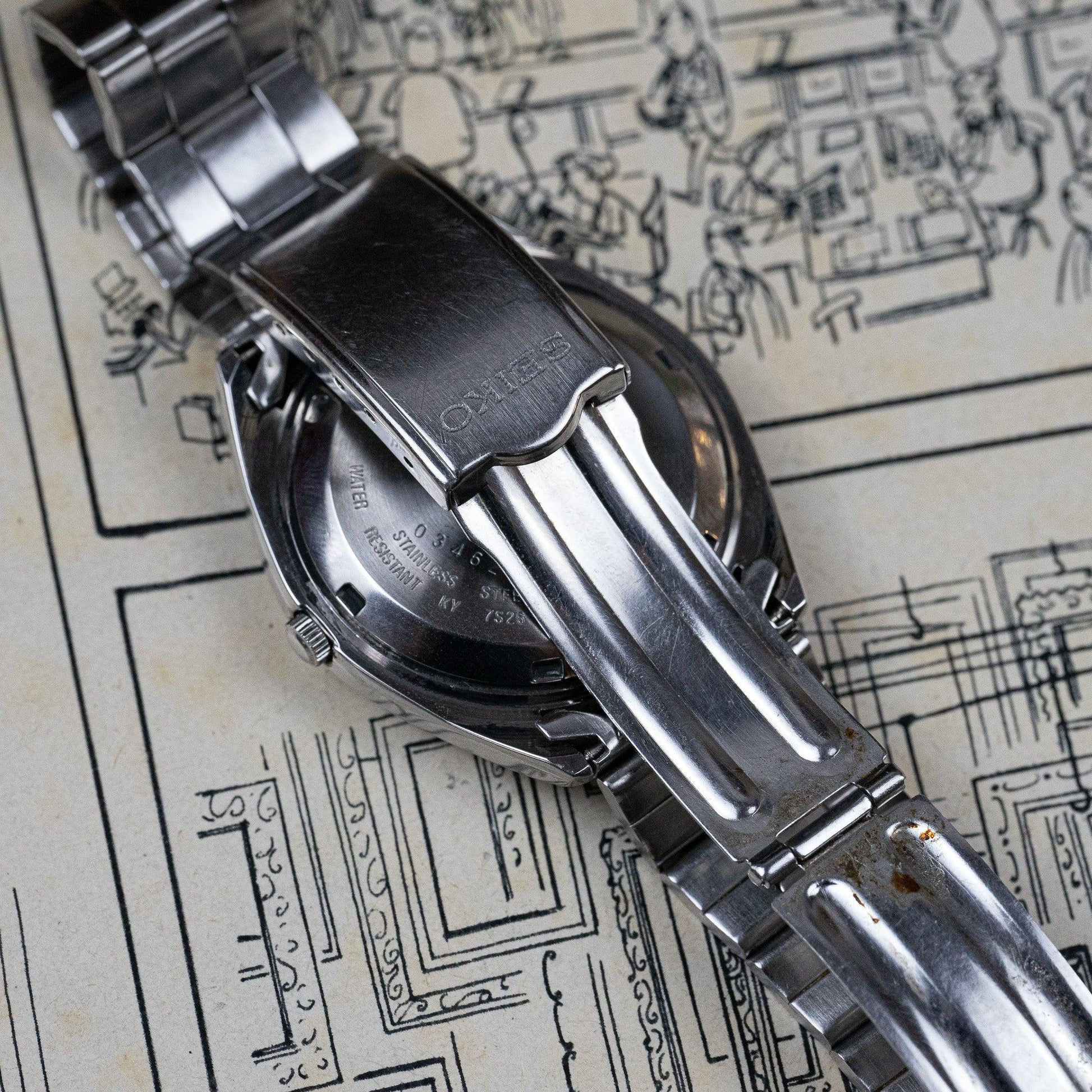 Montre vintage Seiko 7029-7060 - MONTRE A PAPY montres vintage Montre vintage Seiko 7029-7060 - MONTRE A PAPY montres vintage