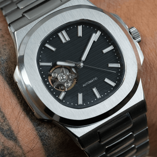 MOD NAUTILUS - BLACK OPEN HEART - MONTRE A PAPY - Montre automatique seiko mod avec