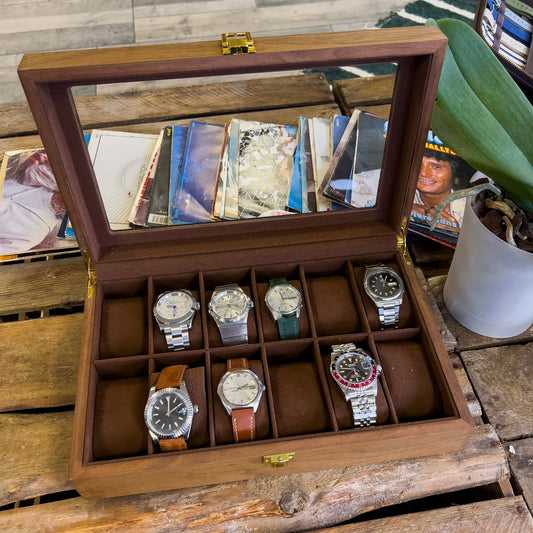 BOÎTE À MONTRES EN BOIS